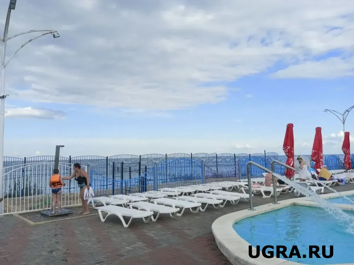 Пересекли три границы: как аквапарк из Турции доставили в Когалым