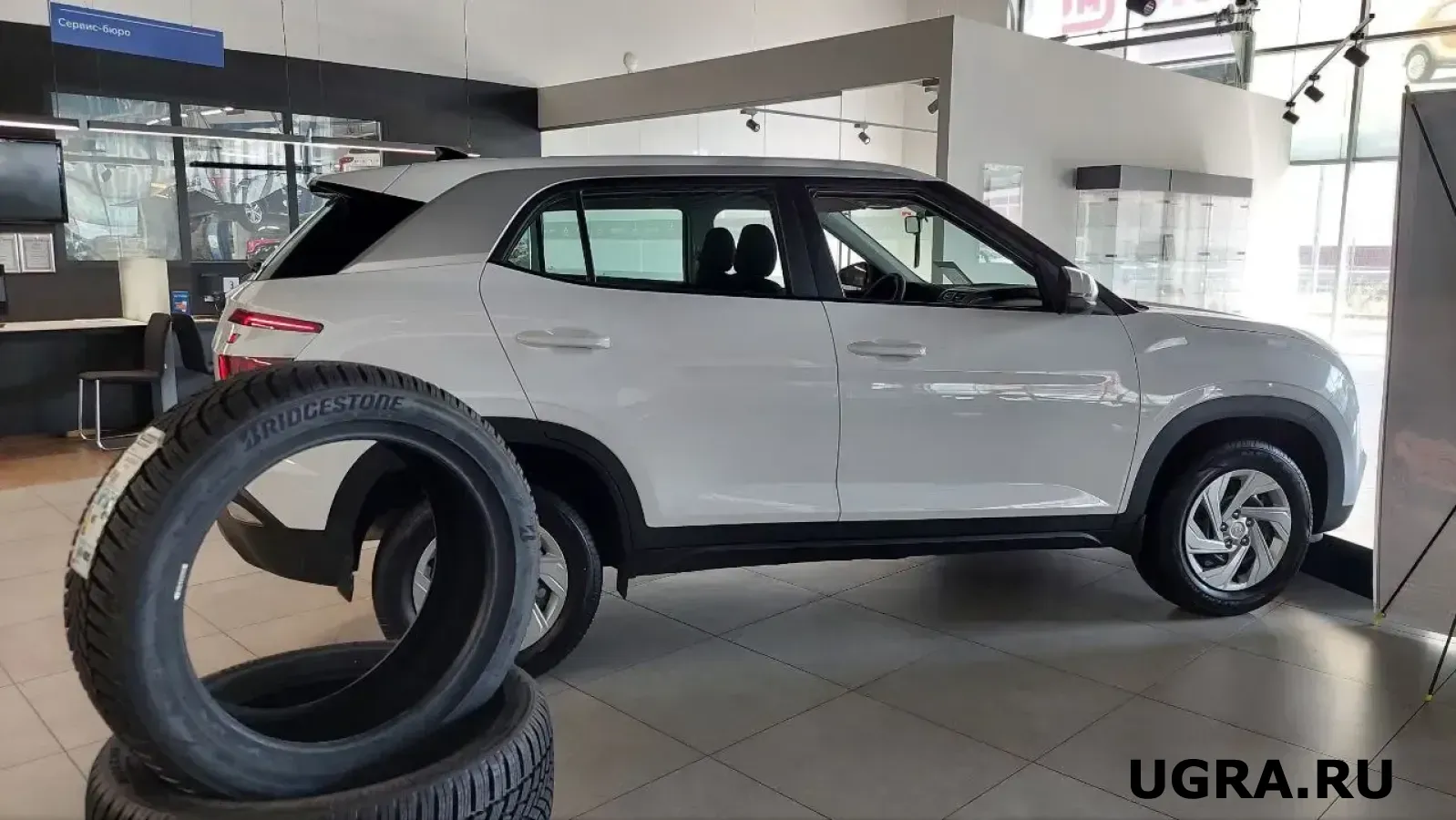 С 9 января начнут штрафовать за тонировку на любых машинах: что изменится для водителей