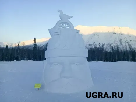 В Нижневартовске появились «денежные» Дед Мороз и Снегурочка