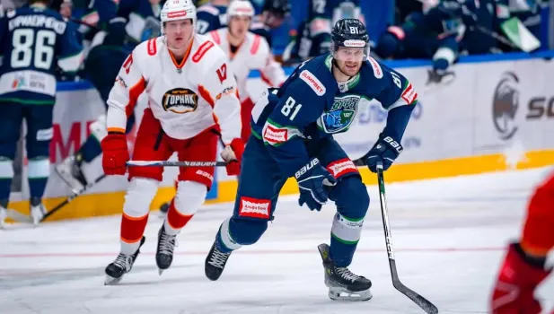 ХК &laquo;Югра&raquo; обыграла &laquo;Магнитку&raquo; в напряженном матче: все решилось в овертайме