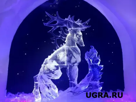 В Нижневартовске ледяные скульптуры стали копилками для желаний