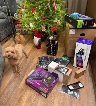 Блогерша из Нижневартовска похвасталась подарком бойфренду за 500 тысяч рублей