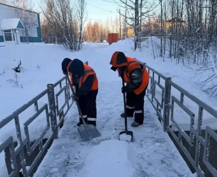 За новогодние выходные из Нижневартовска вывезли 84 тысячи кубов снега