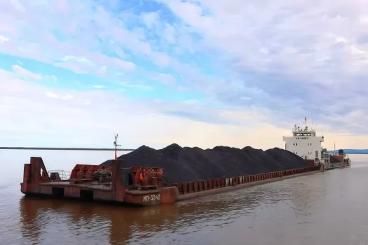 В арктические районы Югры в 2026 году привезли более 20 тысяч тонн топлива