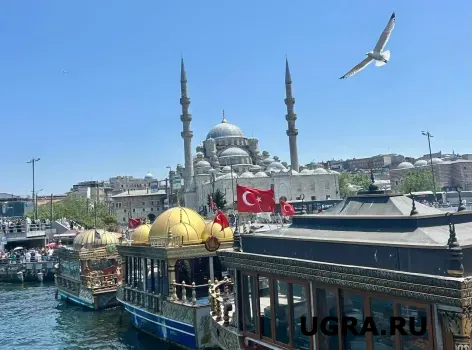 Долг за коммуналку сорвал жительнице Пыть-Яха поездку в Турцию