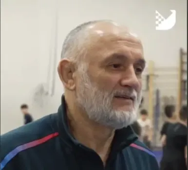 Тренера по вольной борьбе из Сургутского района отметили на федеральном уровне