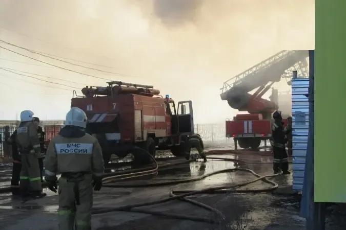 За сутки в Югре спасатели девять раз выезжали на пожары