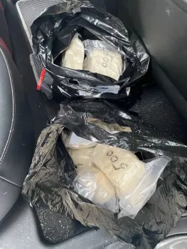 В Югре задержали женщину с крупной партией синтетики