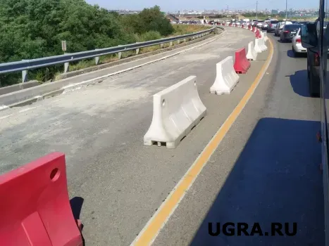 Барьеры, разметка и новые трассы: как менялась дорожная сеть Югры