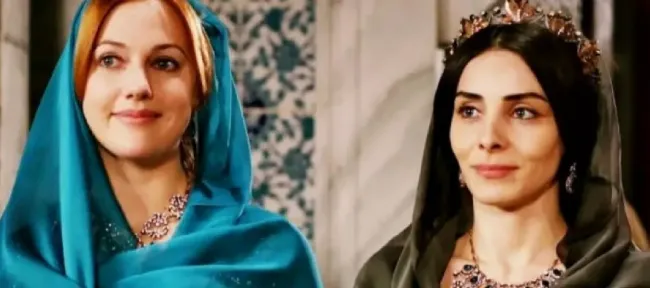 Не просто так «Госпожа века»: кто был красивее — Махидевран или Хюррем