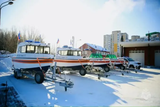 Инспекторы ГИМС МЧС Югры получили ключи от новой техники