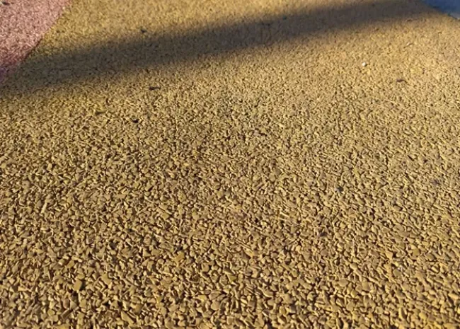 Дает 10 очков вперёд брусчатке: найдена бюджетная замена &mdash; кладется легче, не боится непогоды и даже гружёных КамАЗов