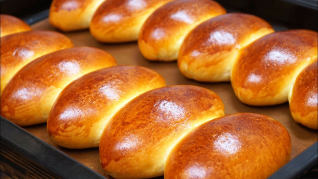 Самое простое тесто для &laquo;пуховых&raquo; пирожков: без долгой возни &mdash; замешал, и можно готовить