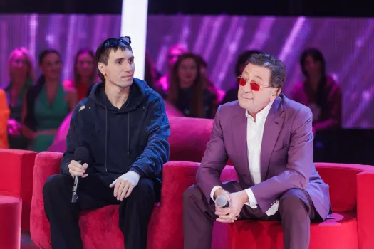 Певец из ХМАО сделал предложение Марине Кравец на шоу «Конфетка»