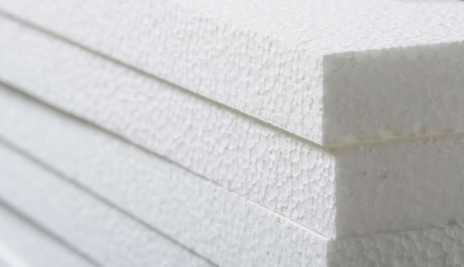 Опытные дачники мешками несут пенопласт на участок: урожая сразу станет в разы больше — жесткая почва превратится в пушинку