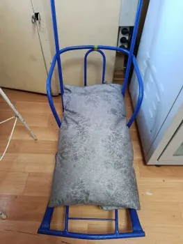 В Нижневартовске в автобусе нашли забытые сани