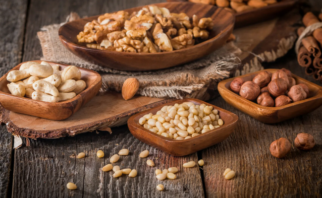 Иммунитет &laquo;проснется&raquo;: Этот орех-рекордсмен нормализует микрофлору кишечника и пополнит запасы железа &mdash; доживете до 100 лет