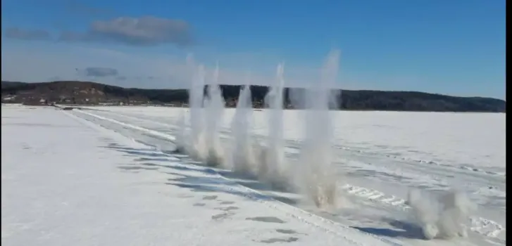 В Югре начались ледовзрывные работы на Оби