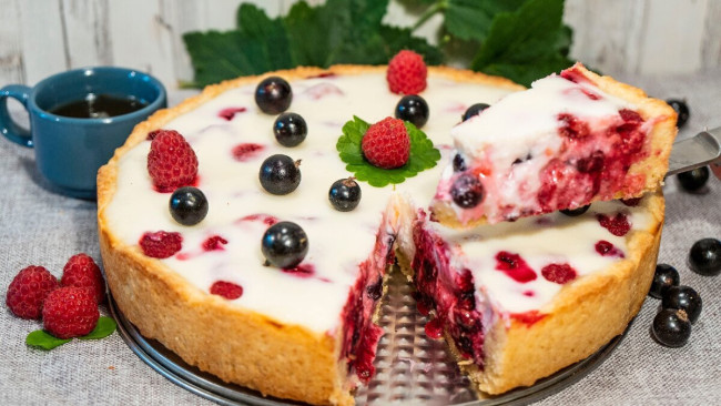 Экспресс-пирог за 10 минут: съедается на счет 3 &mdash; домашние оближут тарелки так, что их можно не мыть