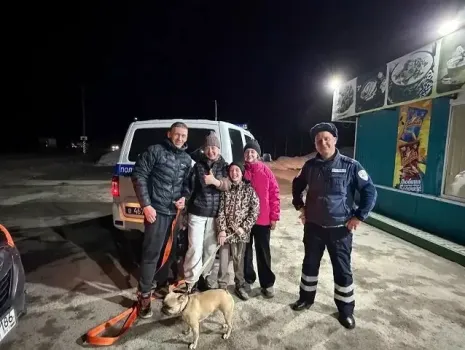 Сотрудники Госавтоинспекции спасли семью на трассе в Нефтеюганском районе